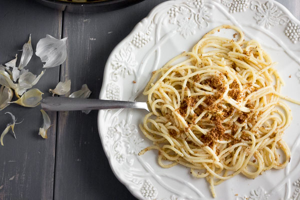 Spaghetti with Toasted Breadcrumbs & Garlic Oil